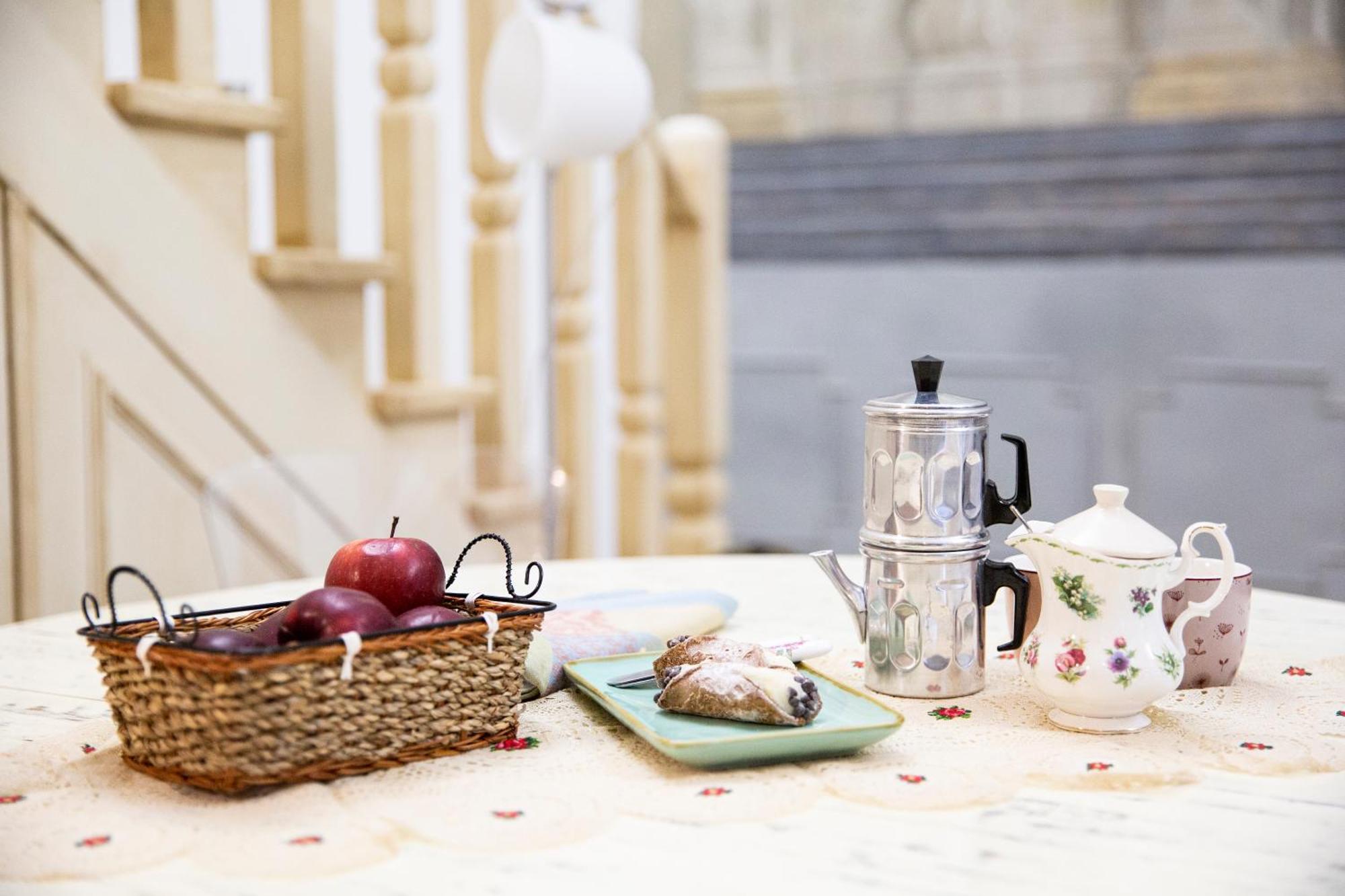 Home & More Brigida Νάπολη Εξωτερικό φωτογραφία